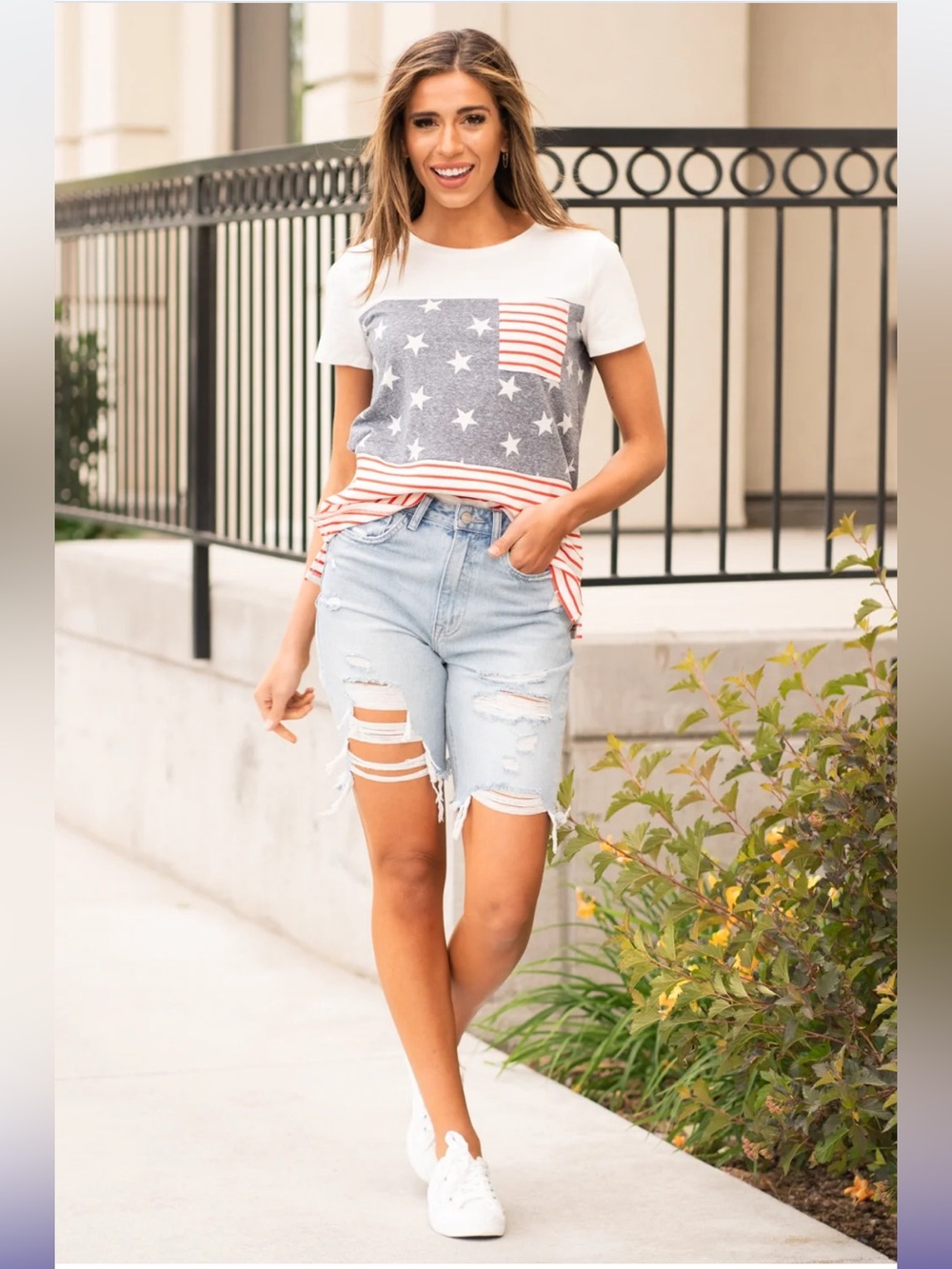 Vervet Ledro High Rise Bermuda shorts -size medium - Picture 5 of 5